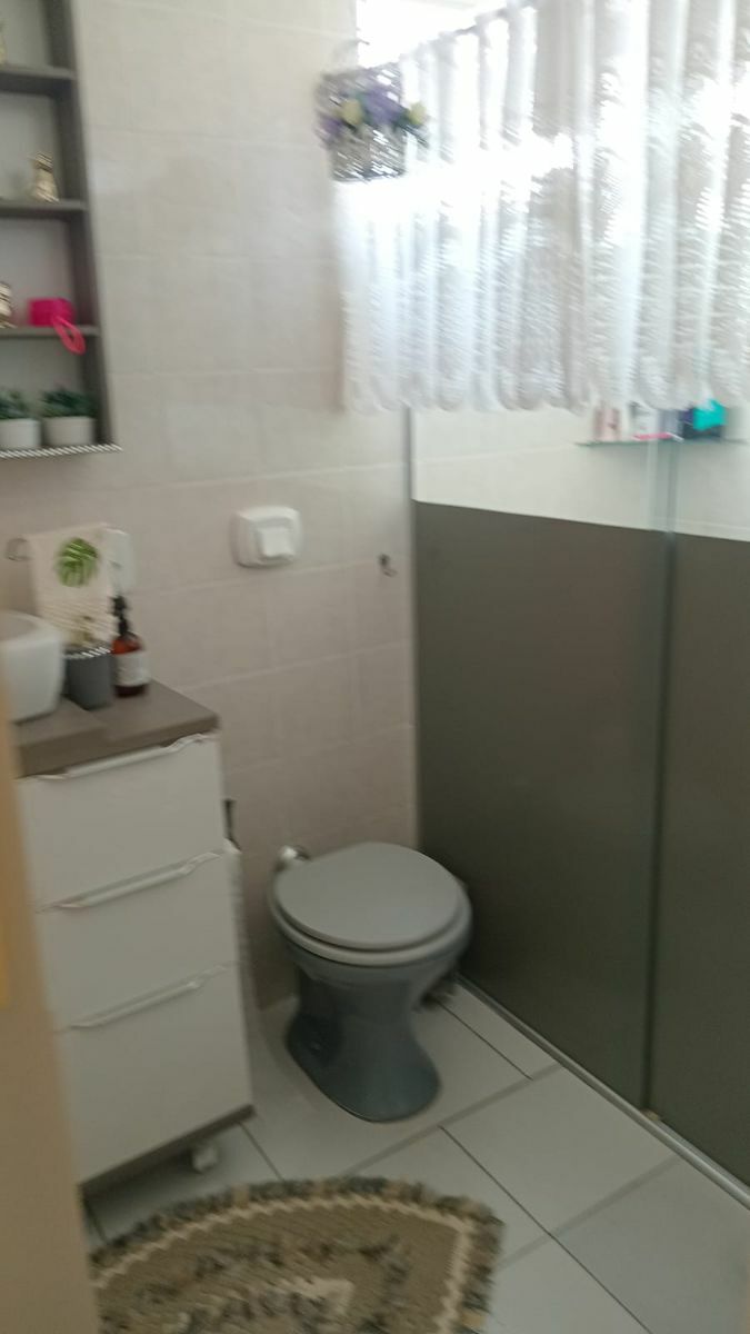 Apartamento à venda com 2 quartos, 75m² - Foto 23