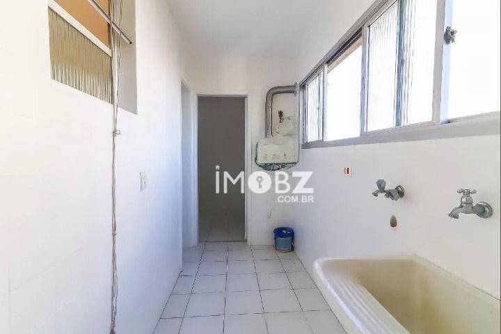 Apartamento à venda com 3 quartos, 107m² - Foto 8