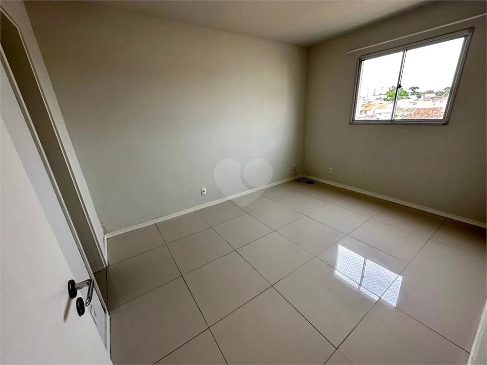 Apartamento à venda com 2 quartos, 57m² - Foto 9