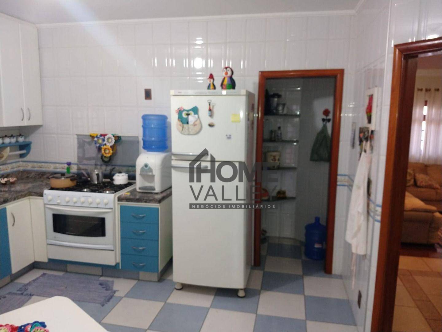 Casa de Condomínio à venda com 3 quartos, 189m² - Foto 8