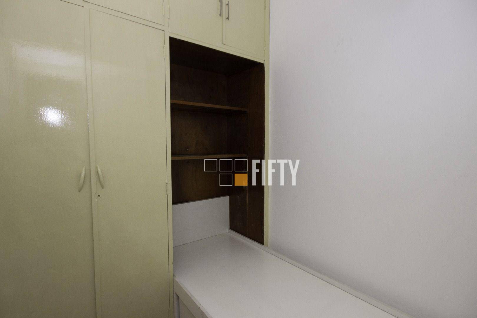 Apartamento para alugar com 3 quartos, 110m² - Foto 14