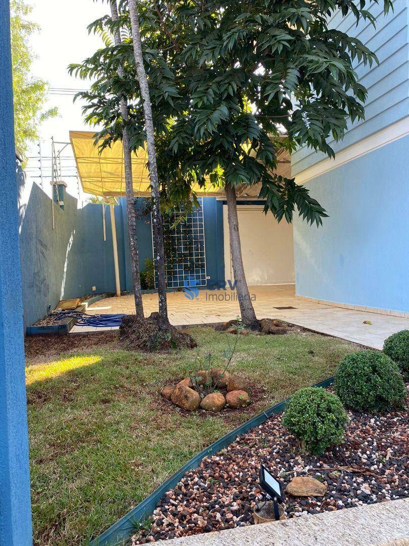 Casa para alugar com 4 quartos, 400m² - Foto 12