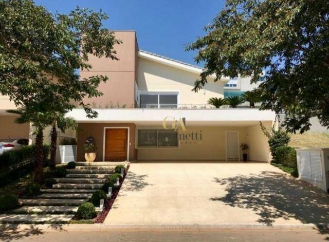 Casa de Condomínio à venda com 4 quartos, 385m² - Foto 2