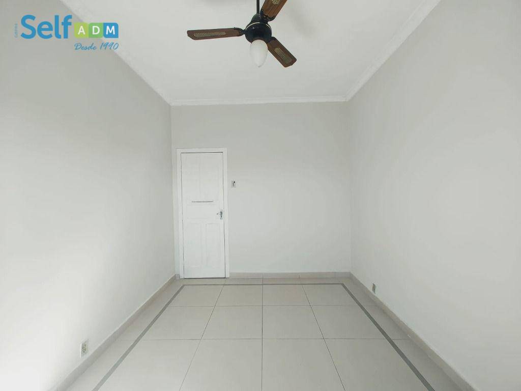 Casa de Condomínio para alugar com 4 quartos, 120m² - Foto 8