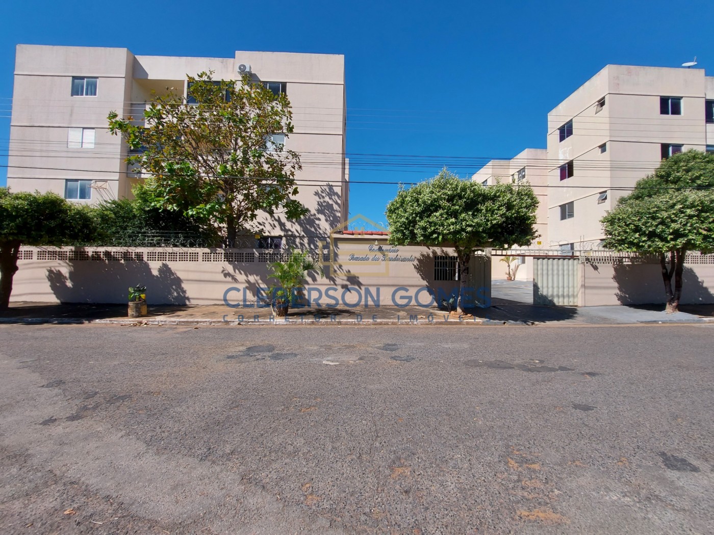 Apartamento à venda com 2 quartos, 75m² - Foto 15