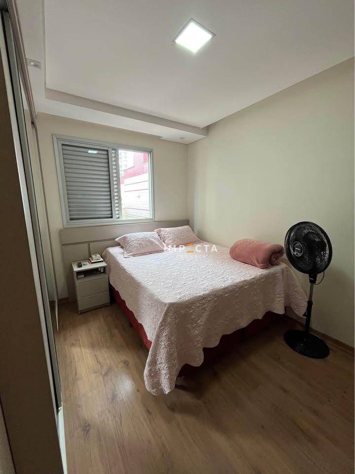 Apartamento à venda com 2 quartos, 72m² - Foto 17