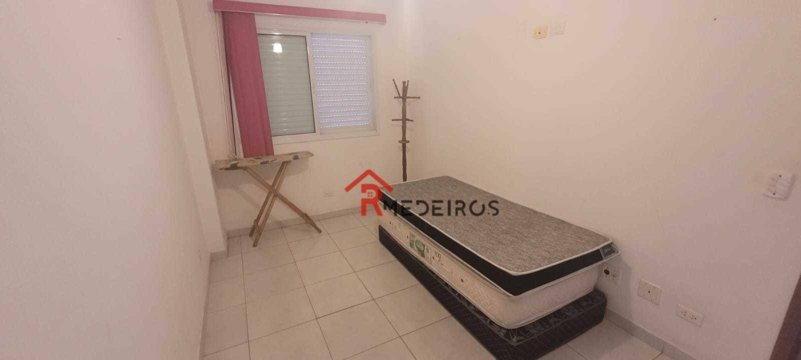 Apartamento à venda com 3 quartos, 110m² - Foto 2