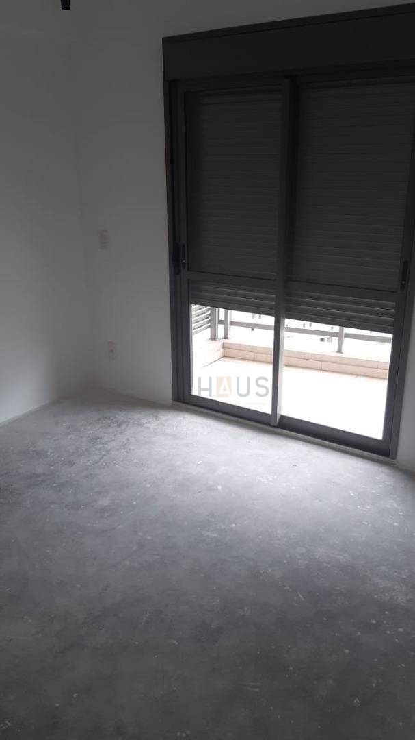 Apartamento à venda com 2 quartos, 68m² - Foto 15