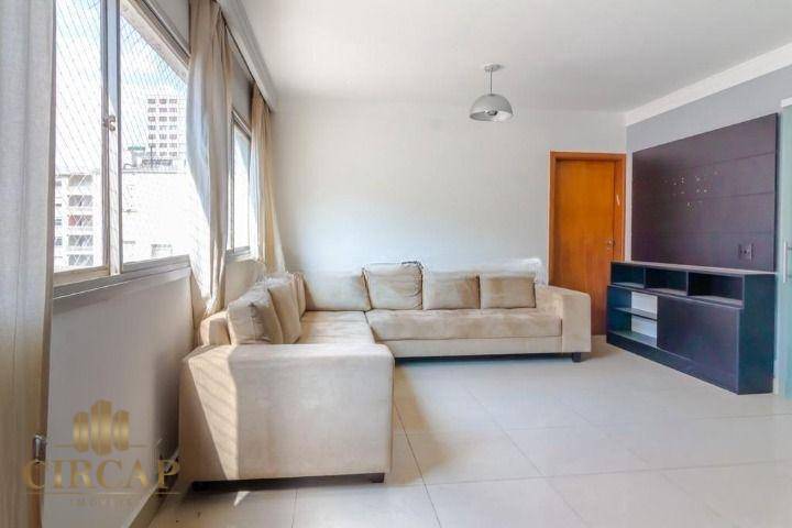 Apartamento à venda com 3 quartos, 130m² - Foto 3