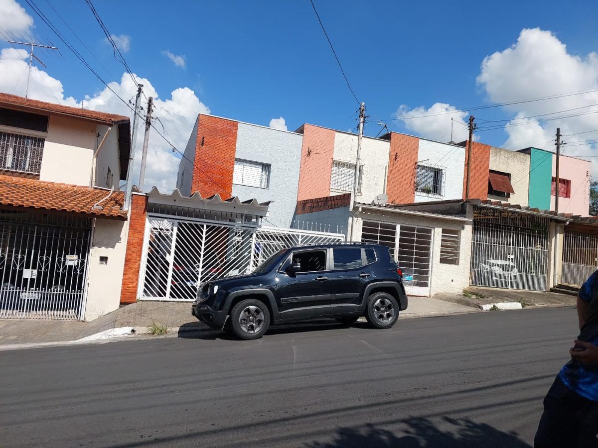 Sobrado à venda com 2 quartos, 115m² - Foto 1