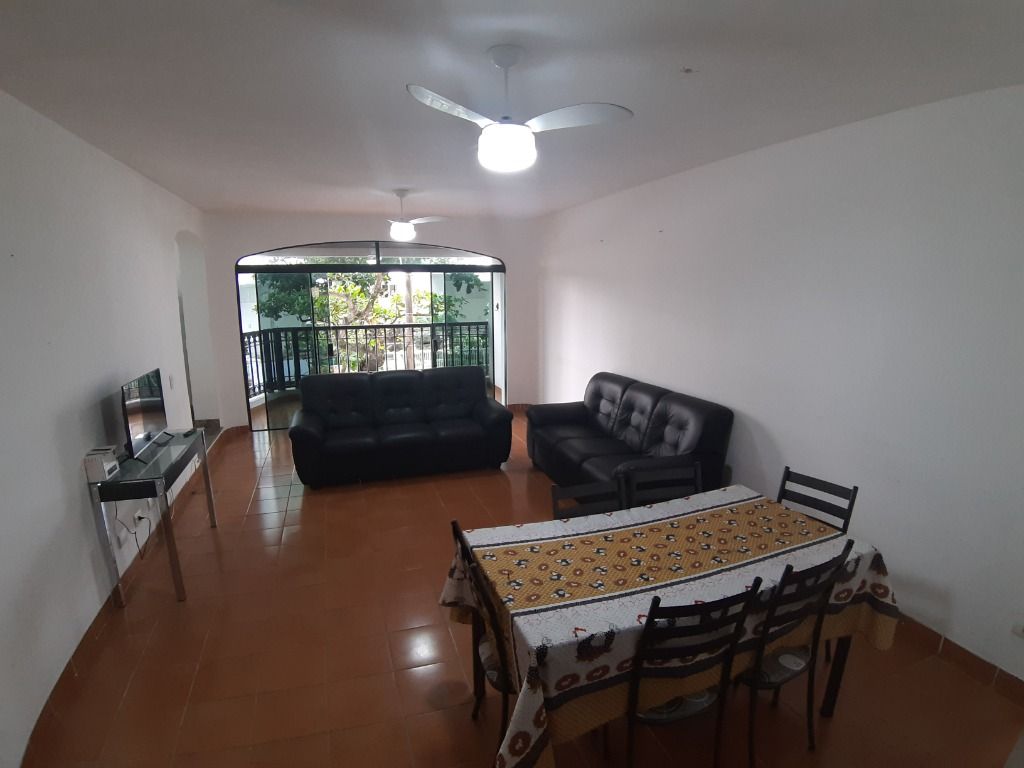 Apartamento à venda com 3 quartos, 140m² - Foto 2