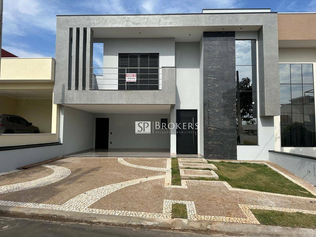 Casa de Condomínio à venda com 4 quartos, 168m² - Foto 1