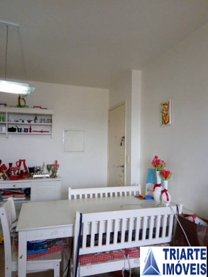 Apartamento à venda com 3 quartos, 74m² - Foto 2