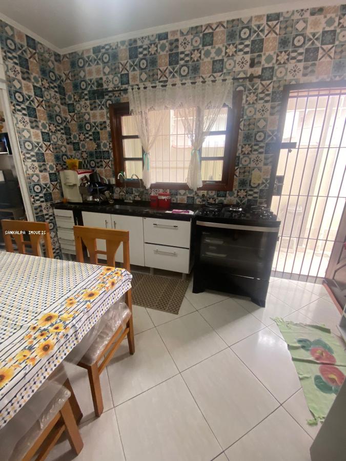 Casa à venda com 2 quartos, 75m² - Foto 15