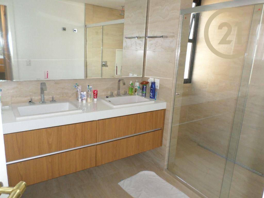 Apartamento à venda com 4 quartos, 202m² - Foto 14