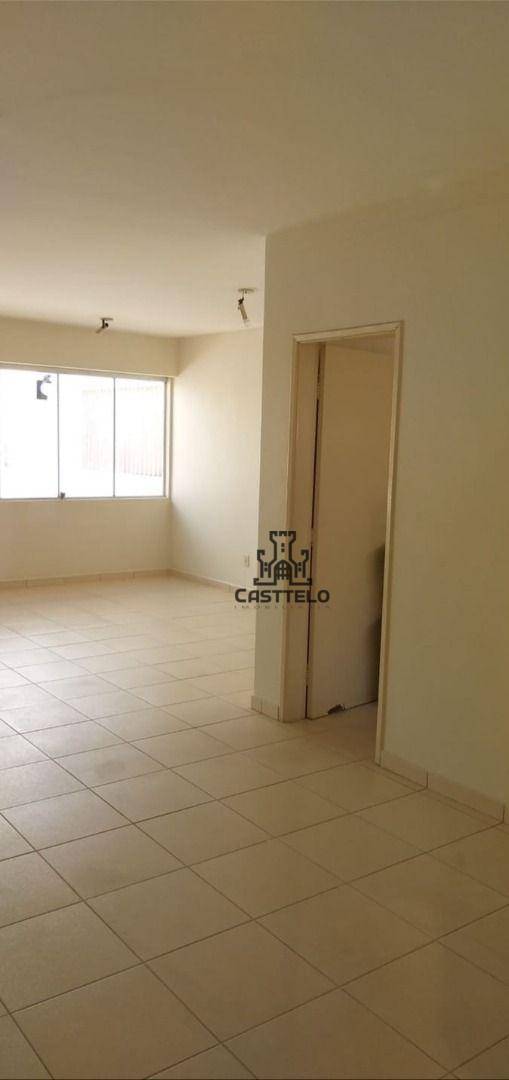 Apartamento à venda com 2 quartos, 64m² - Foto 4