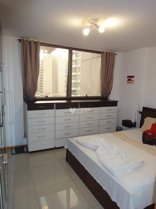 Apartamento à venda com 3 quartos, 118m² - Foto 15