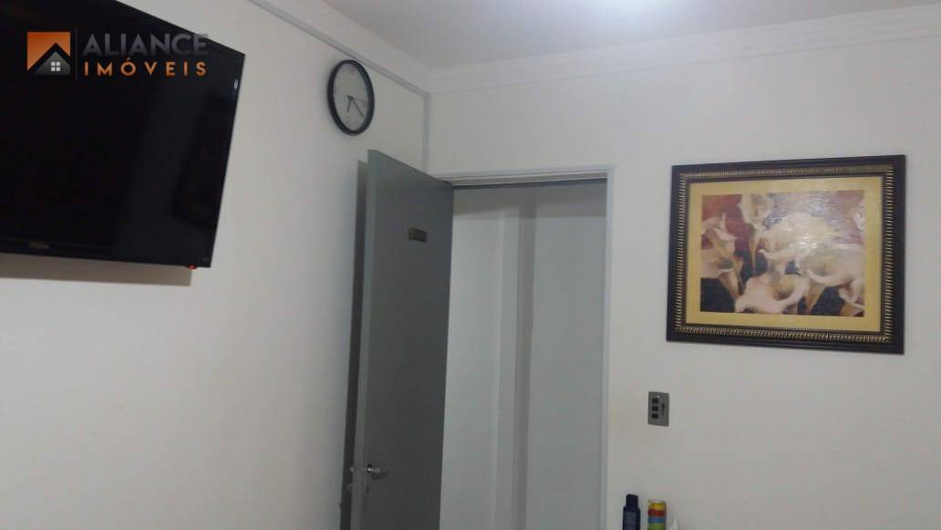 Apartamento à venda com 2 quartos, 60m² - Foto 12