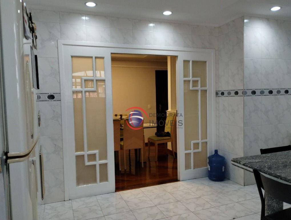 Sobrado à venda com 3 quartos, 340m² - Foto 20