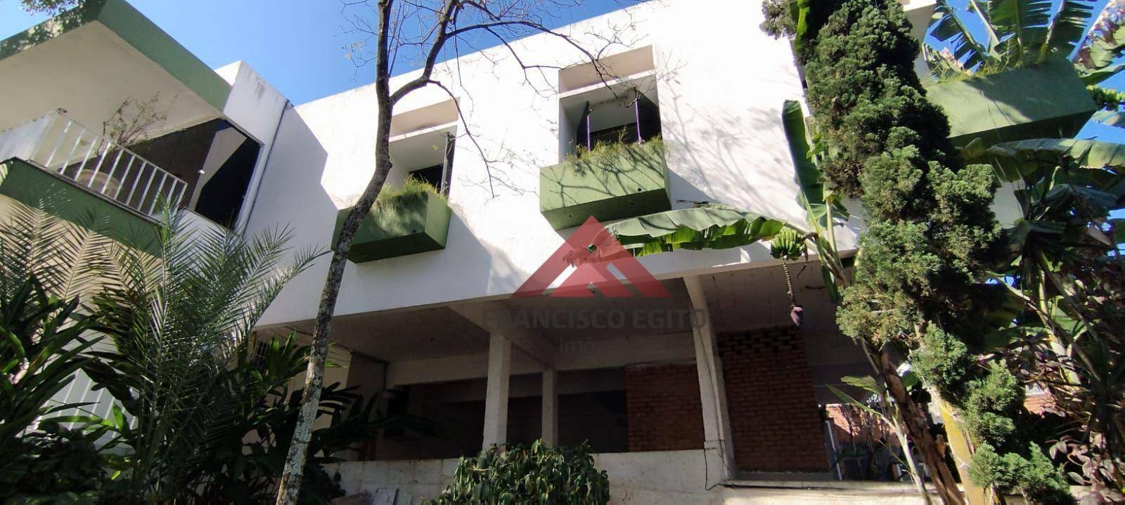 Casa à venda com 4 quartos, 440m² - Foto 40