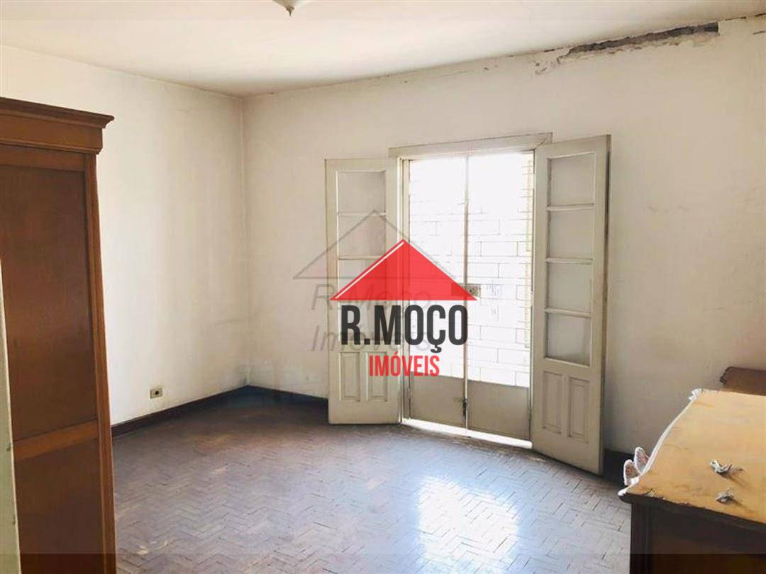 Casa para alugar com 3 quartos, 370m² - Foto 22