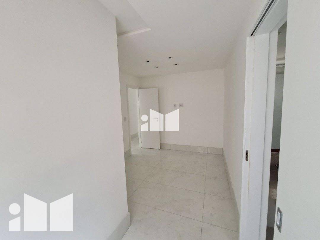 Apartamento à venda com 4 quartos, 125m² - Foto 21