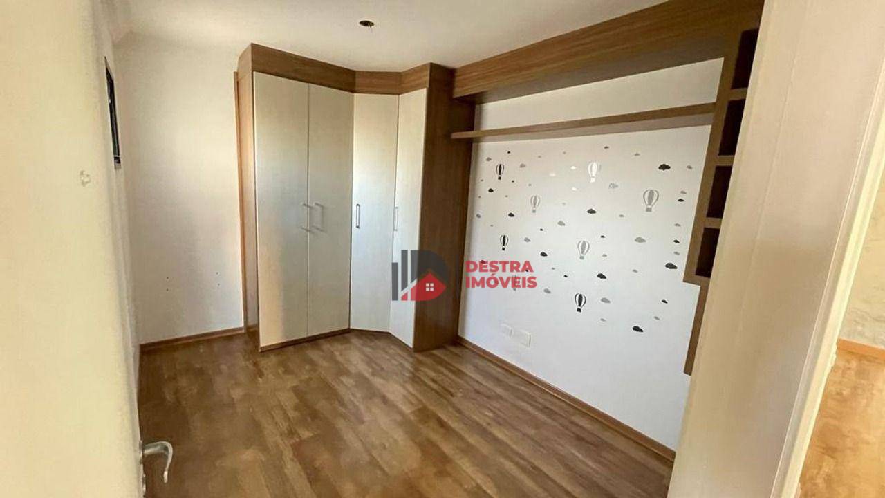 Apartamento à venda com 3 quartos, 123m² - Foto 12