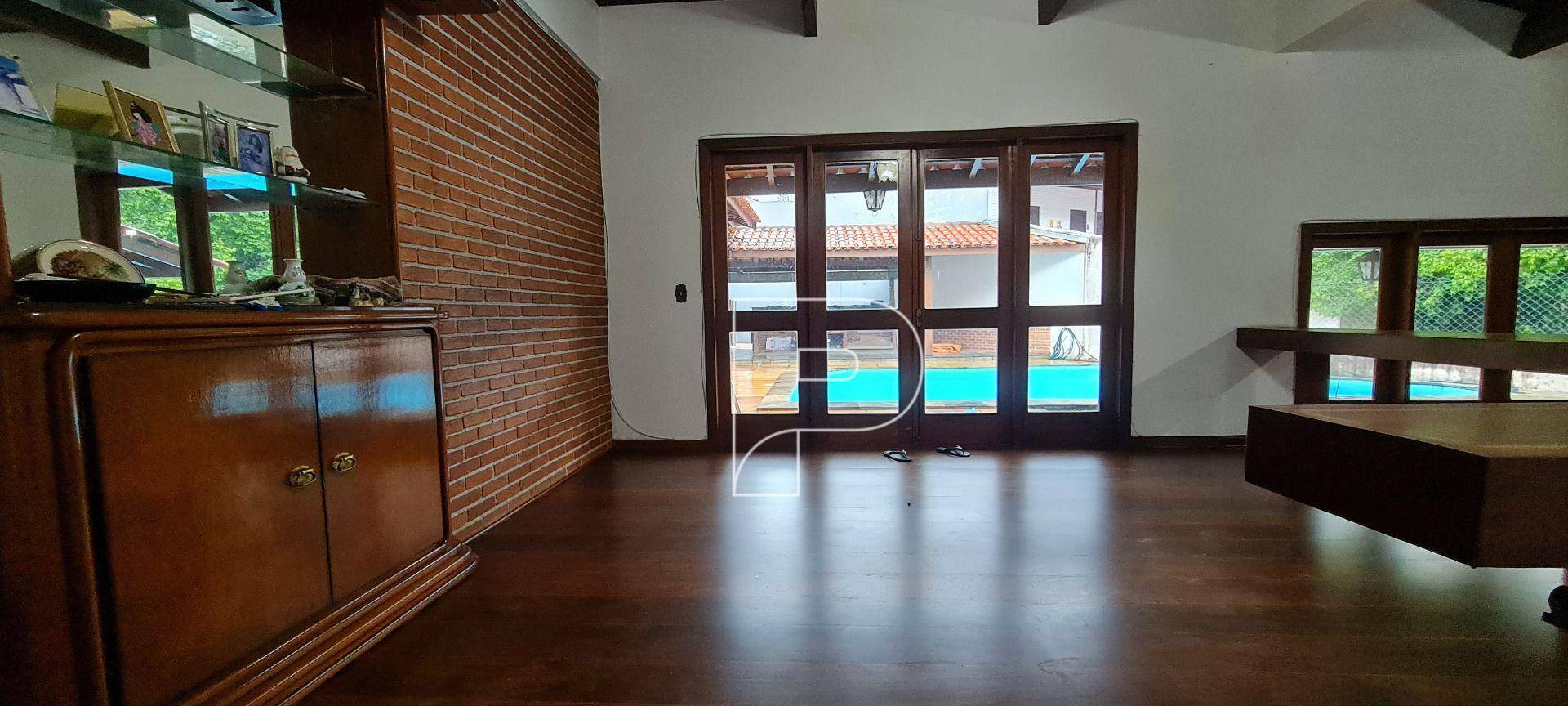 Casa à venda com 3 quartos, 318m² - Foto 3