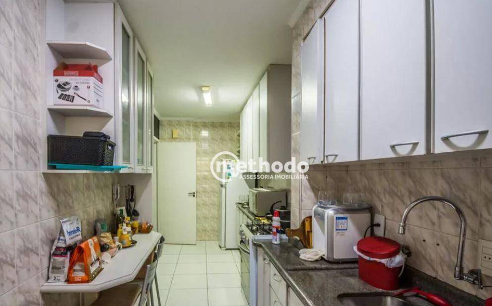 Apartamento à venda com 3 quartos, 130m² - Foto 1