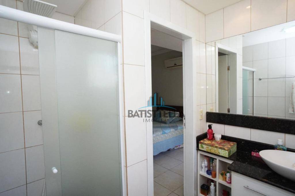 Casa à venda com 3 quartos, 150m² - Foto 14