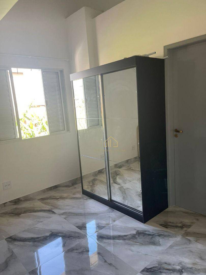 Casa à venda com 3 quartos, 262m² - Foto 22