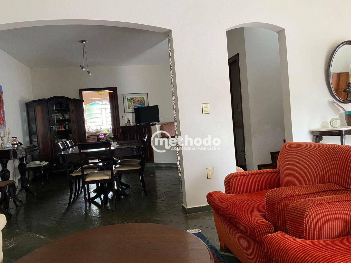 Casa à venda com 3 quartos, 227m² - Foto 7