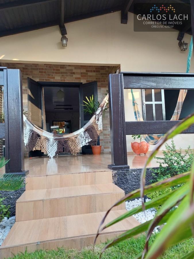 Casa à venda com 2 quartos, 300m² - Foto 10