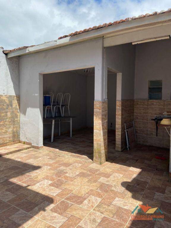 Casa à venda com 3 quartos, 129m² - Foto 4