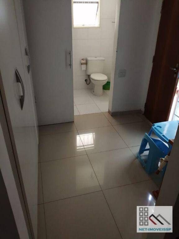 Casa de Condomínio à venda com 3 quartos, 210m² - Foto 10