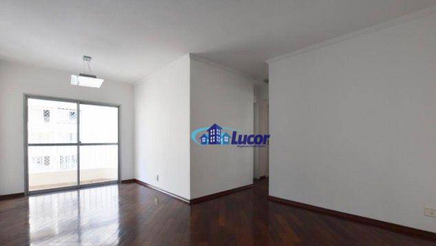 Apartamento à venda com 3 quartos, 67m² - Foto 1