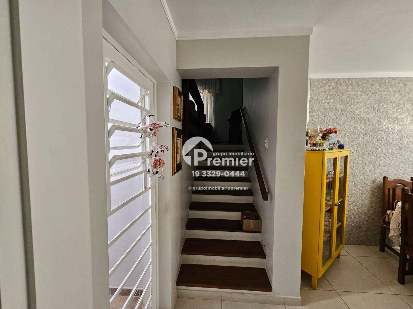 Casa à venda com 3 quartos, 235m² - Foto 9