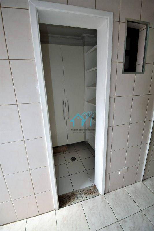 Apartamento à venda com 3 quartos, 131m² - Foto 8