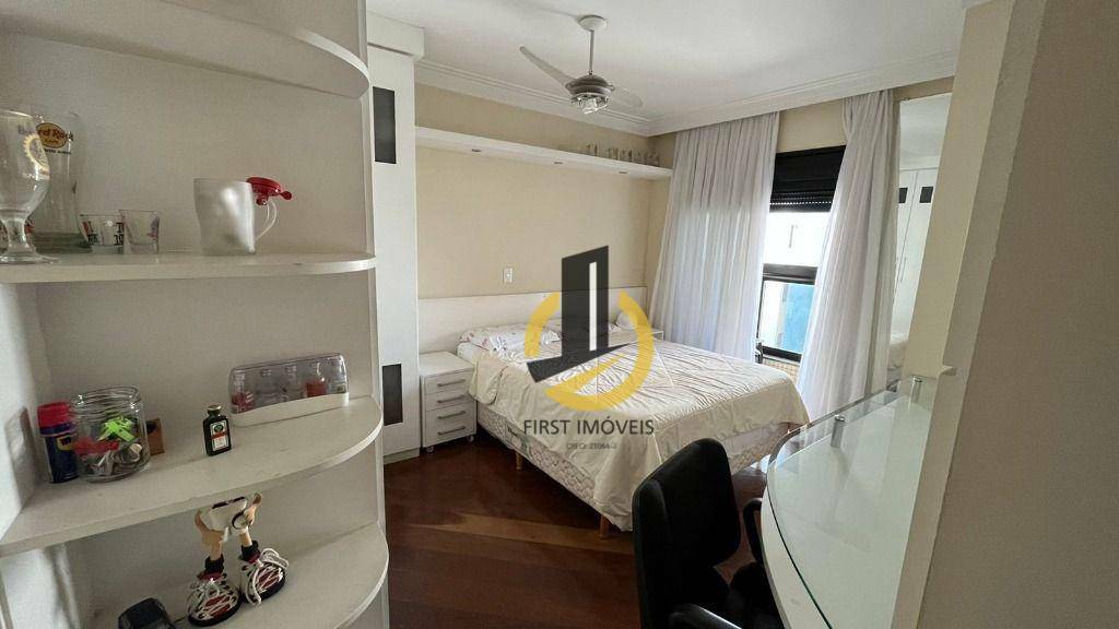 Apartamento à venda com 4 quartos, 208m² - Foto 25