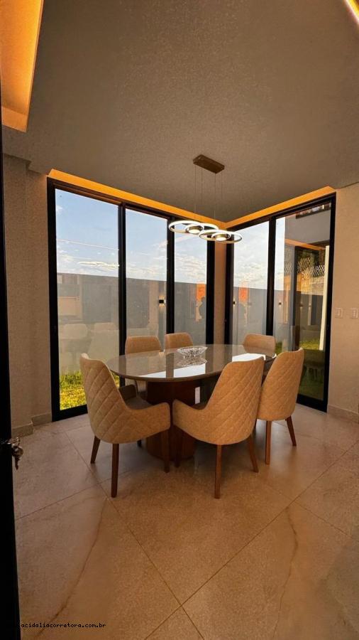 Casa à venda com 4 quartos, 351m² - Foto 8