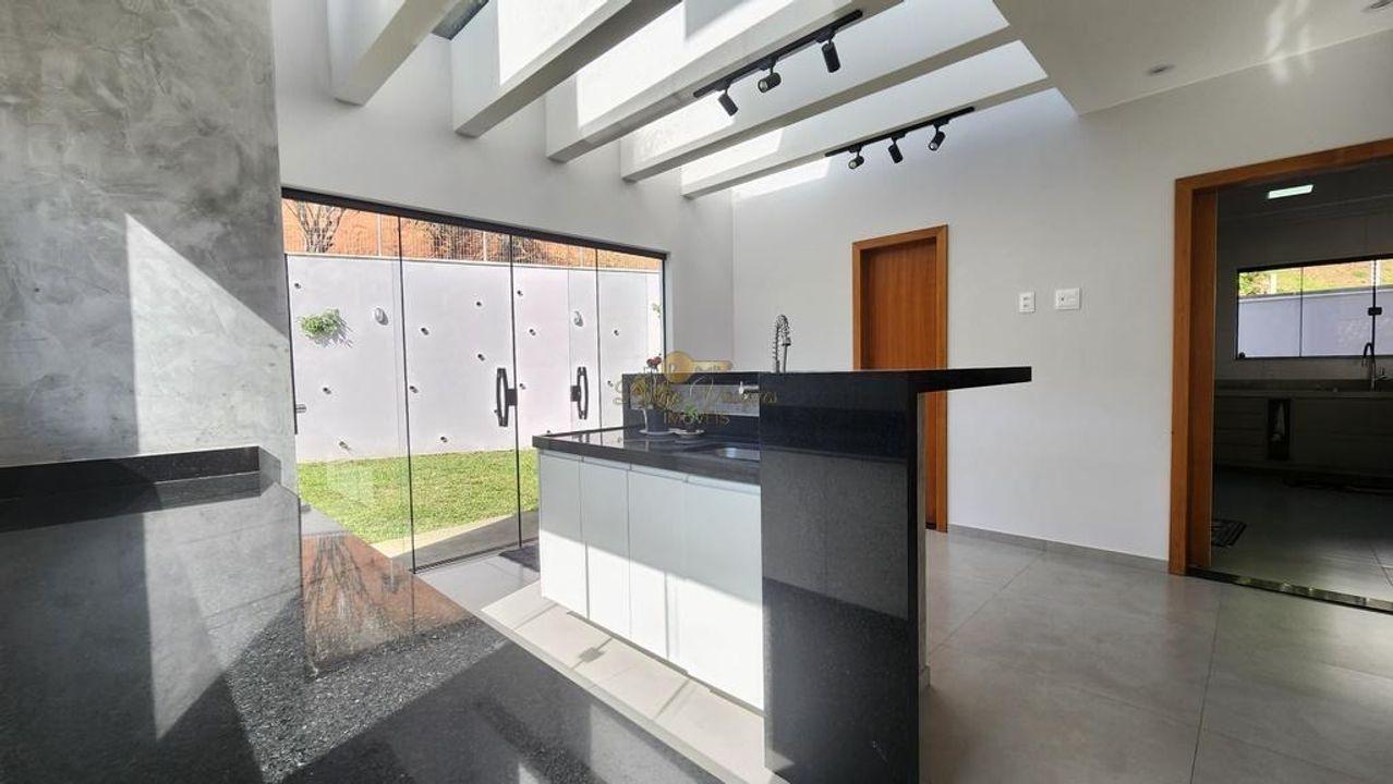 Casa de Condomínio à venda com 4 quartos, 260m² - Foto 17