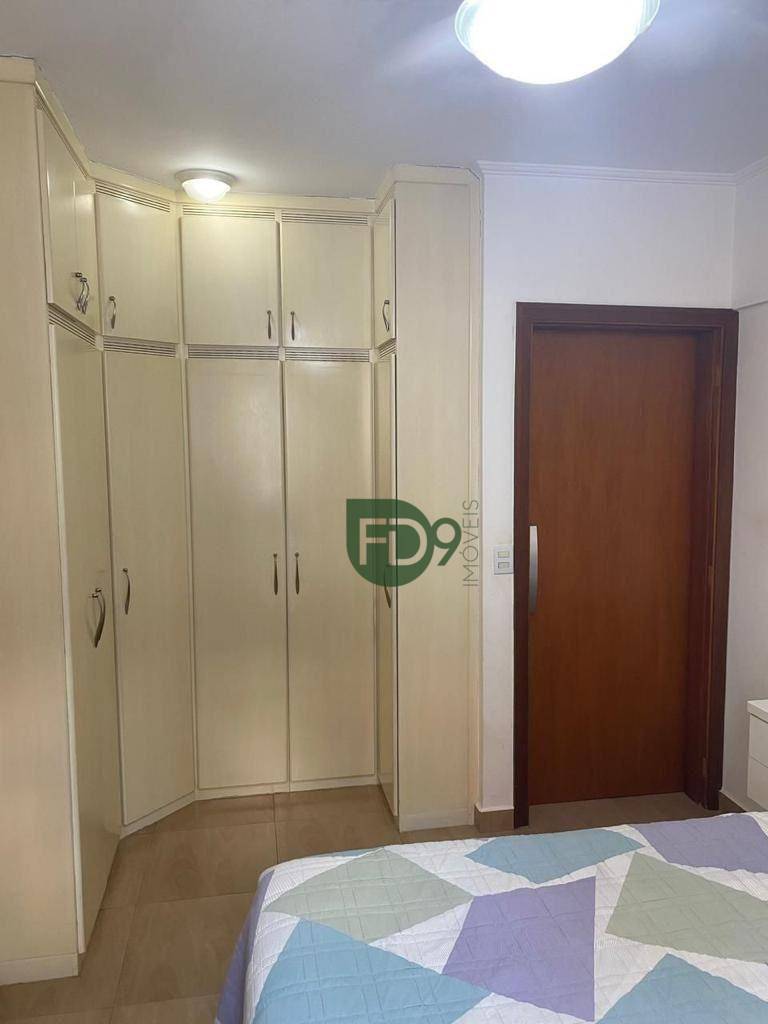 Apartamento à venda com 3 quartos, 130m² - Foto 22