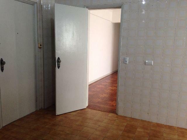 Apartamento à venda com 2 quartos, 87m² - Foto 3