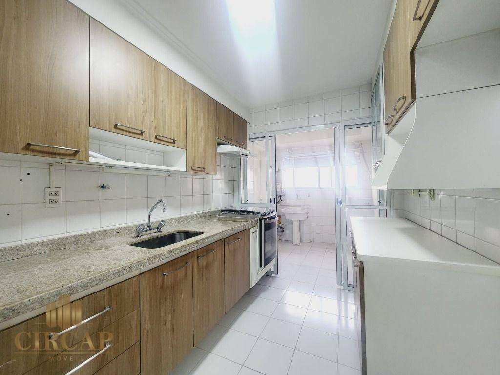 Apartamento à venda com 3 quartos, 103m² - Foto 11