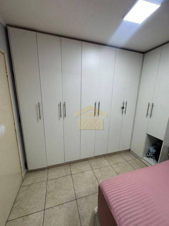 Sobrado à venda com 3 quartos, 200m² - Foto 8