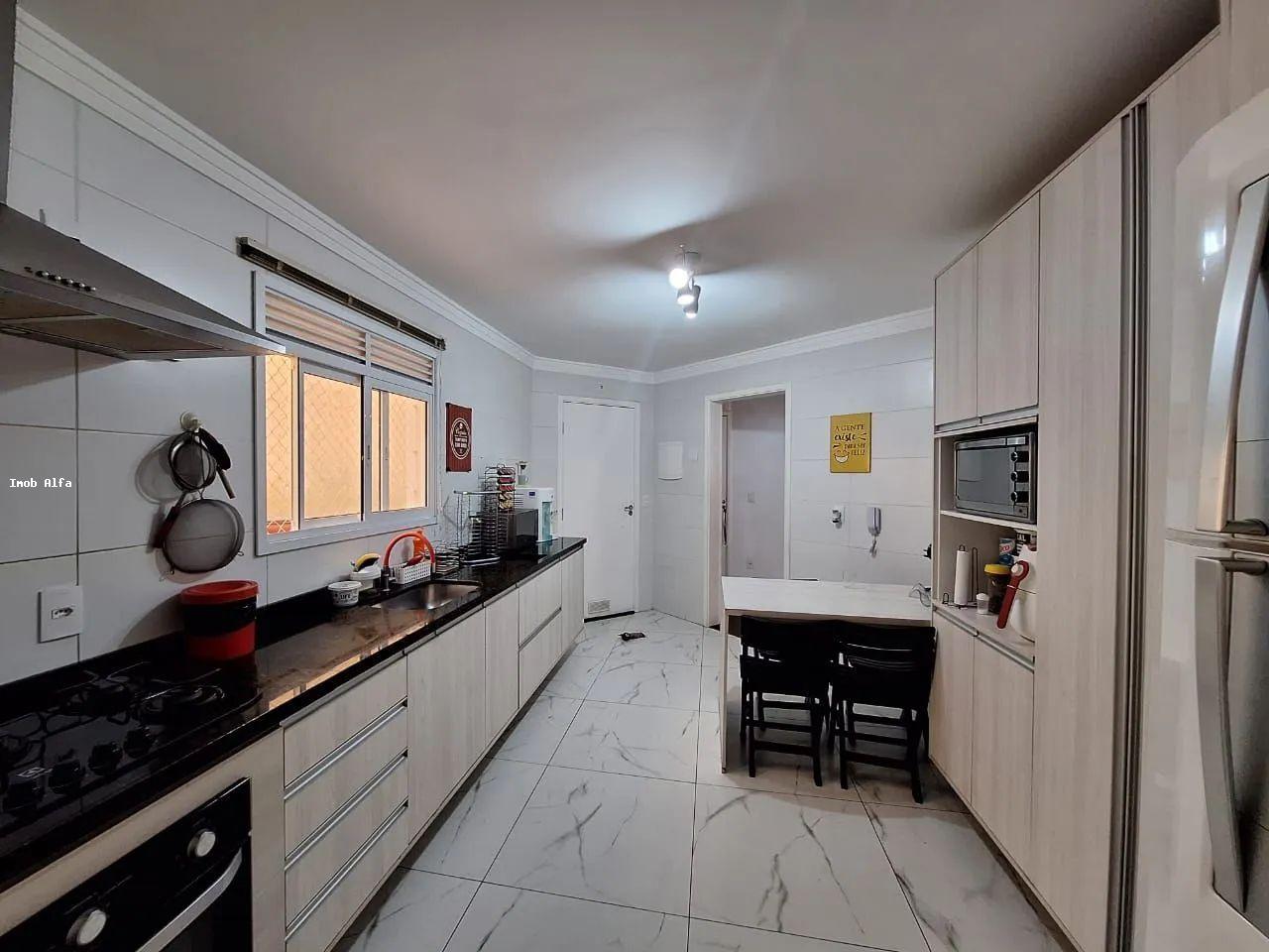 Apartamento à venda com 3 quartos, 119m² - Foto 5