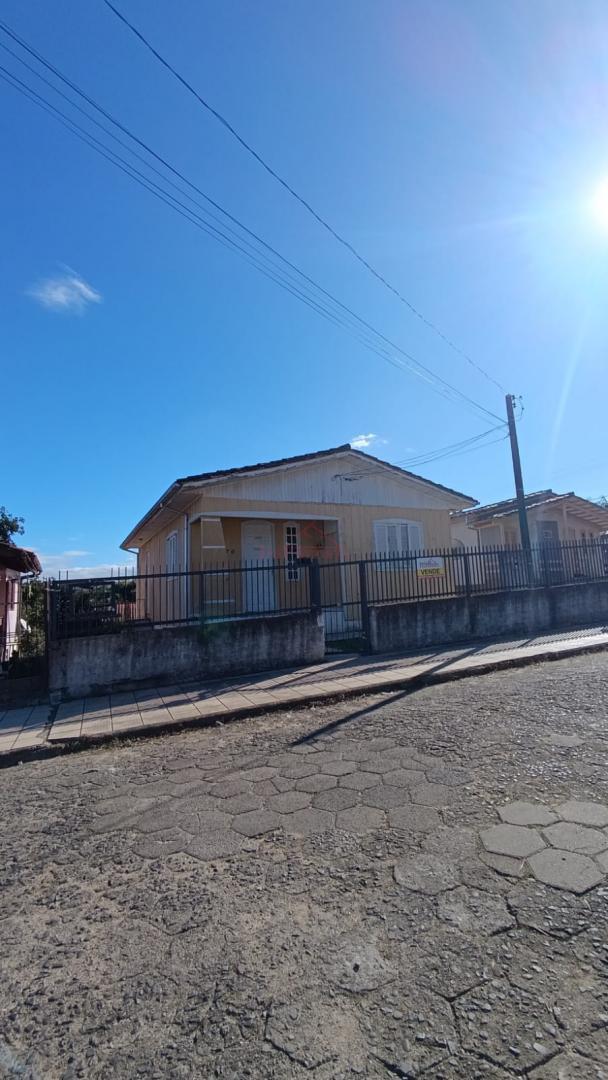 Casa à venda com 7 quartos, 450m² - Foto 2