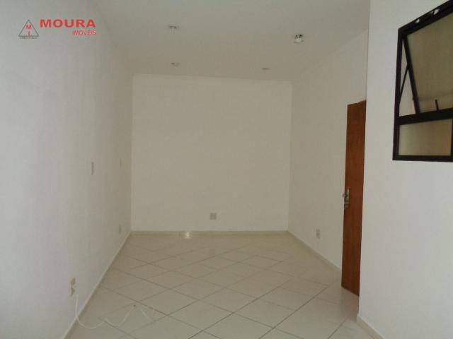 Casa à venda com 6 quartos, 241m² - Foto 14