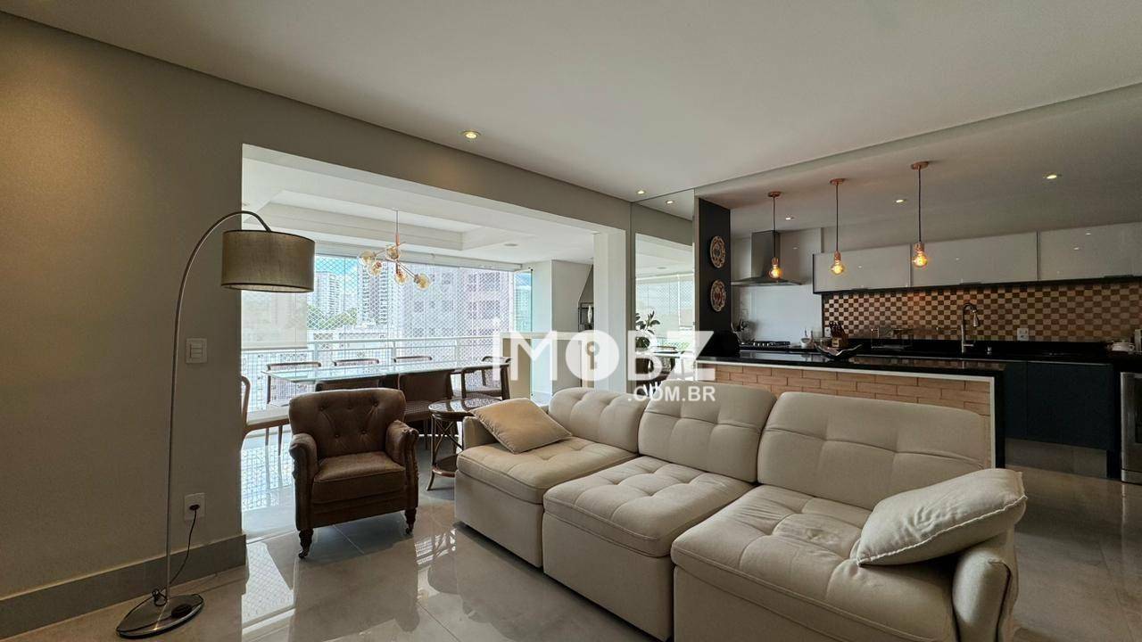 Apartamento à venda com 3 quartos, 110m² - Foto 2