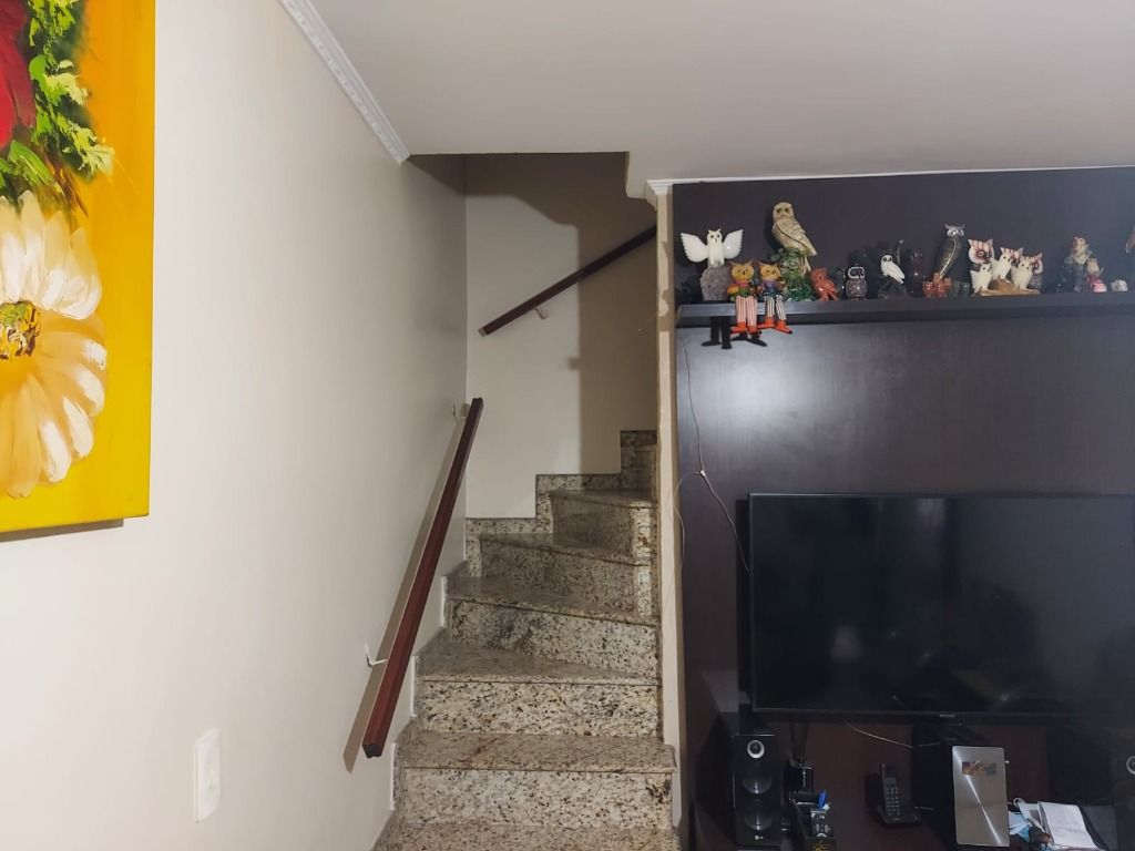 Sobrado à venda com 2 quartos, 70m² - Foto 5